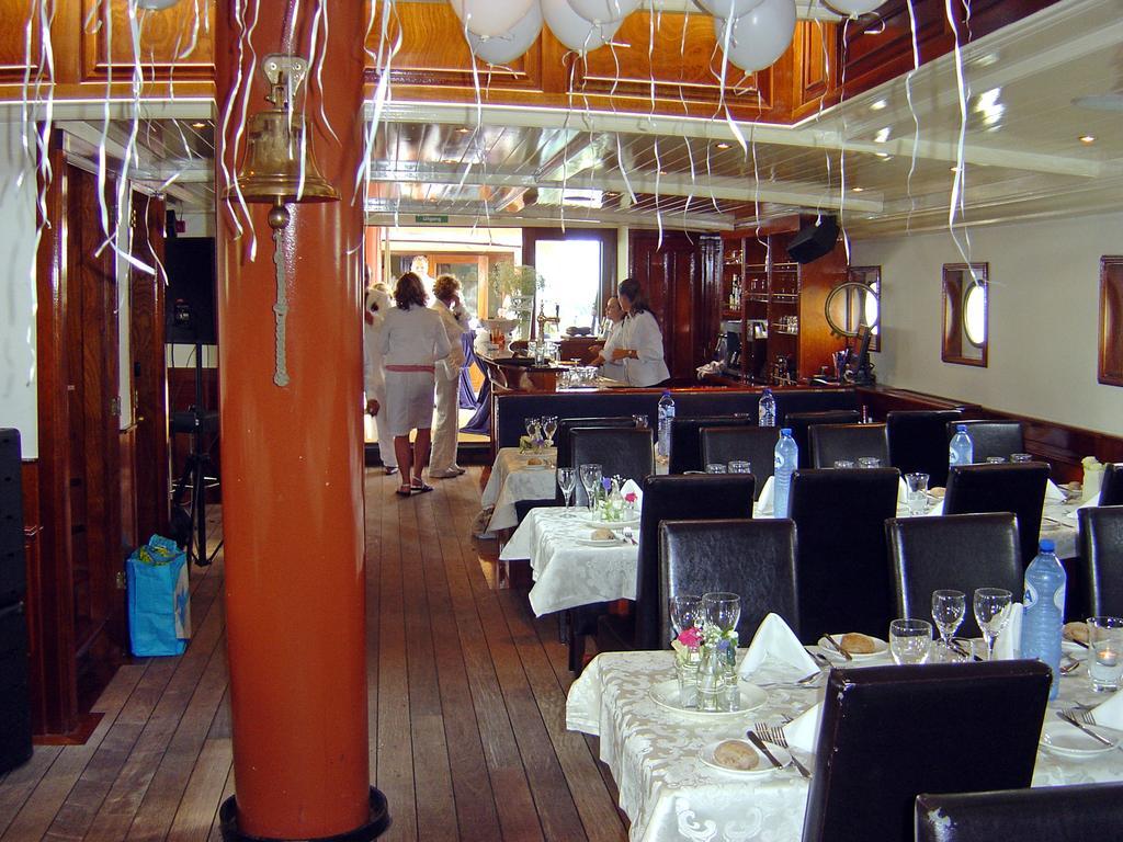 Hotel Boat Barkentijn Marjorie à Anvers Extérieur photo